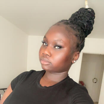 Babysitter in La Courneuve: Houleye
