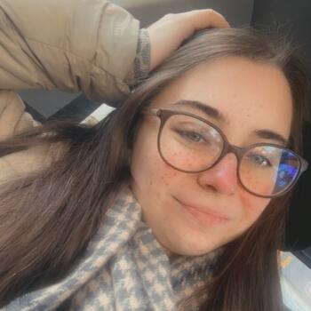 Babysitter in Toulouse: Ana Beatriz