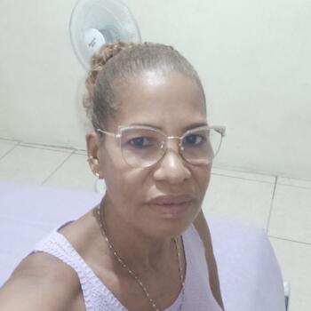Babysitter Caracas: Yuli