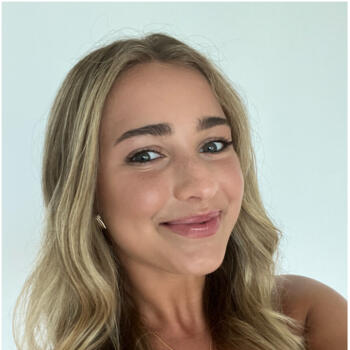 Babysitter in Christchurch: Lucy