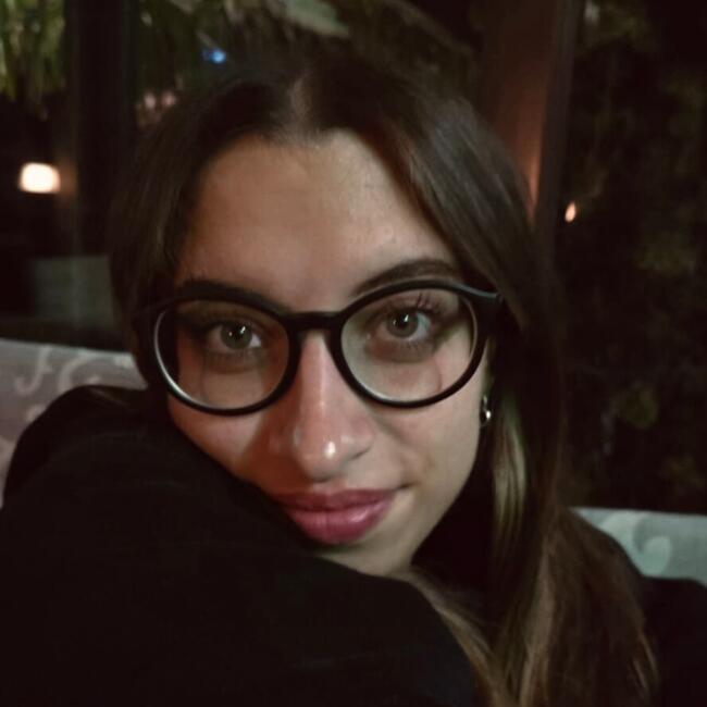 Babysitter in Cesano Maderno: Desirée Castelnovo