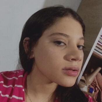 Babysitter in Caxias do Sul: Kamilly Victória da Silva Fonseca
