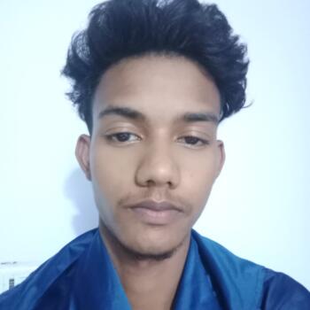 Babysitter Delhi: Suraj