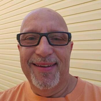 Babysitting job in Bridgeport (West Virginia): babysitting job Michael