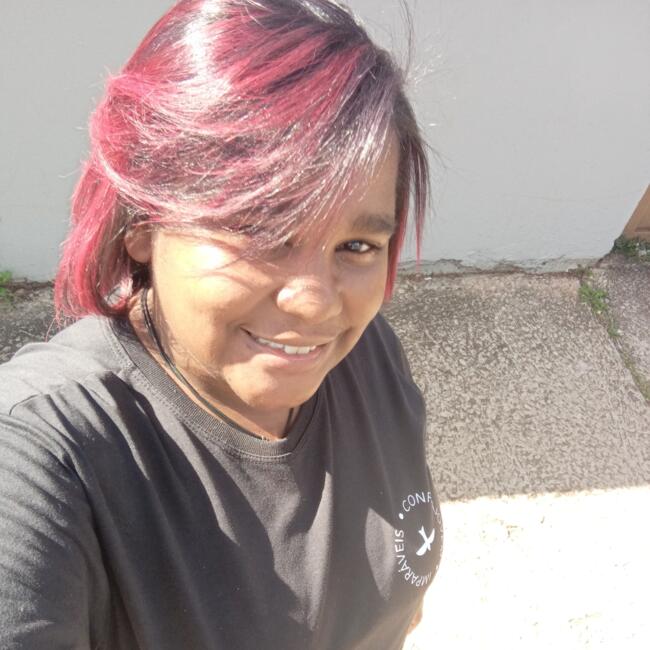 Babá em Nova Lima: Beatriz