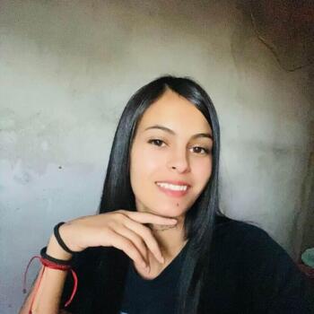 Babysitter in Canelones: Kimberly