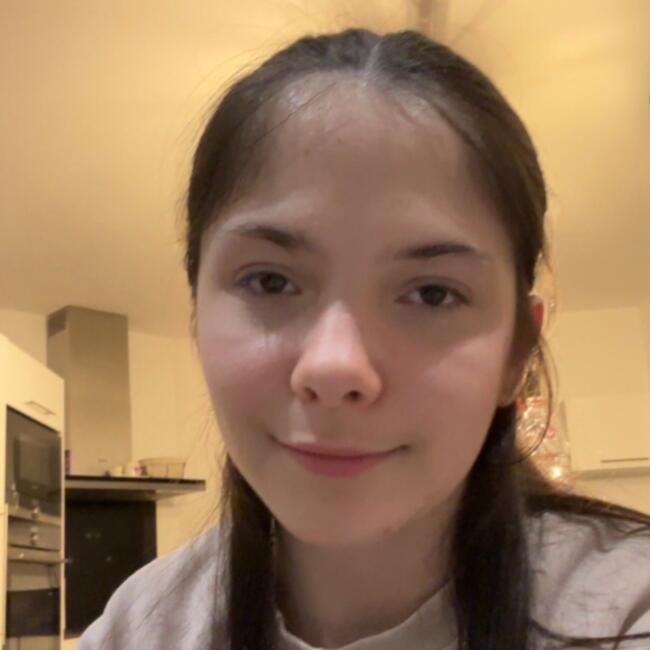 Babysitter in Tours: Marie