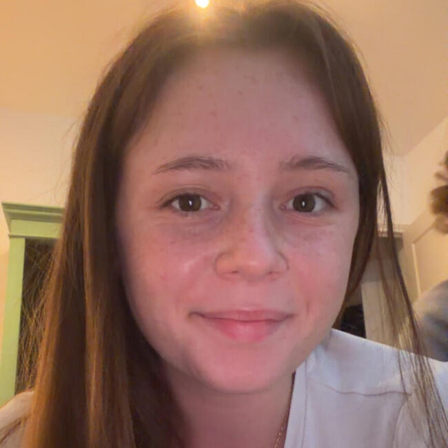 Babysitter in Argentan: Justine