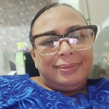 Babá São Pedro da Aldeia: Penha