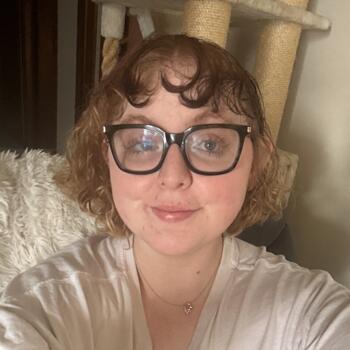 Babysitter in Dubbo: Chloe