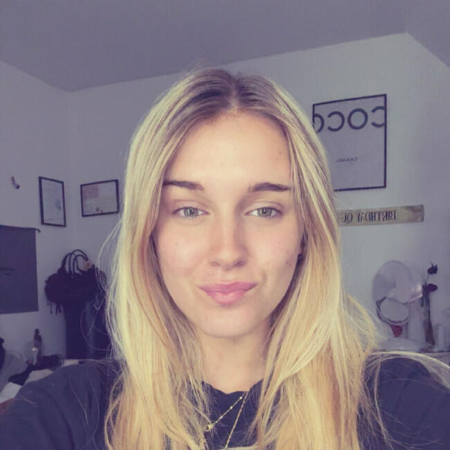 Babysitter in Cernay-la-Ville: Nolwenn