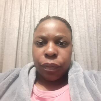 Babysitter in Randburg: Mpolayeng Esther