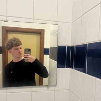 Babysitter in La Louvière: Noah