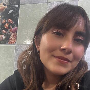 Babysitter in Cuautlancingo: R. Jazmin Piri