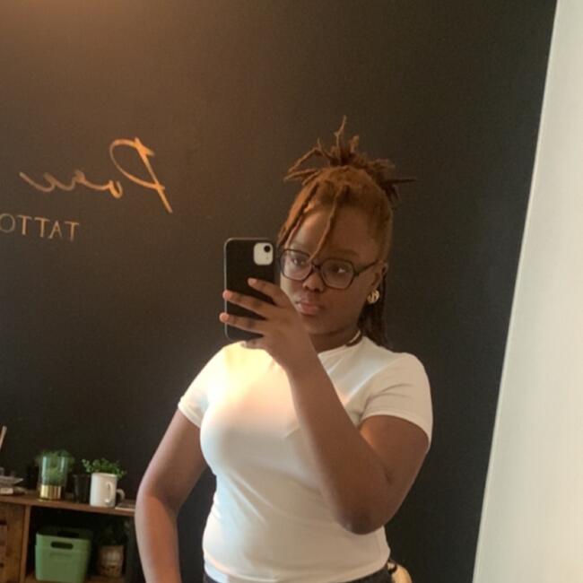 Babysitter in Talence: Myriam