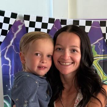 Babysitter in Johnsburg: Cailey