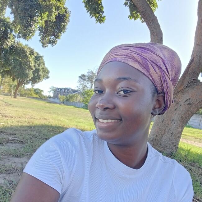 Babysitter in Somerset West: Victoria