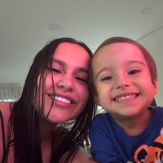 Babysitter in Biguaçu: Julia