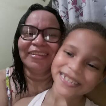 Babysitter Porto Velho: Manuela