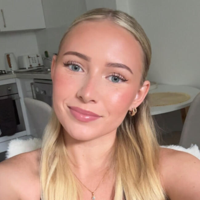 Babysitter in Sydney: Stephanie