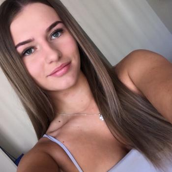 Babysitter Townsville: Brittany