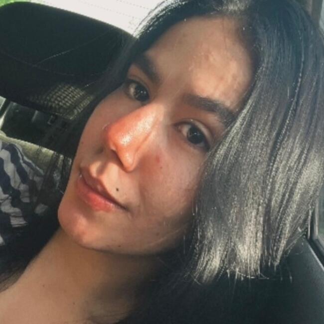 Babá em Cuiabá: Lorena