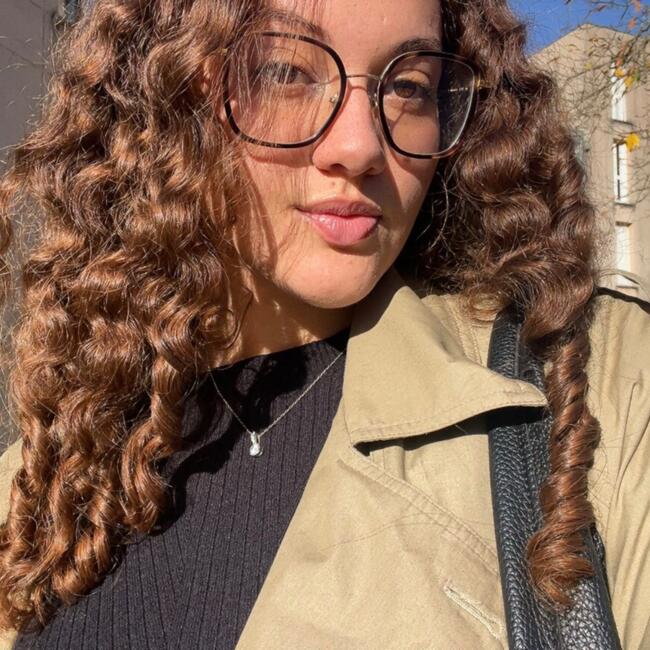 Babysitter in Orléans: Elora