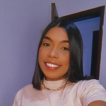 Babysitter in Poços de Caldas: Joyce