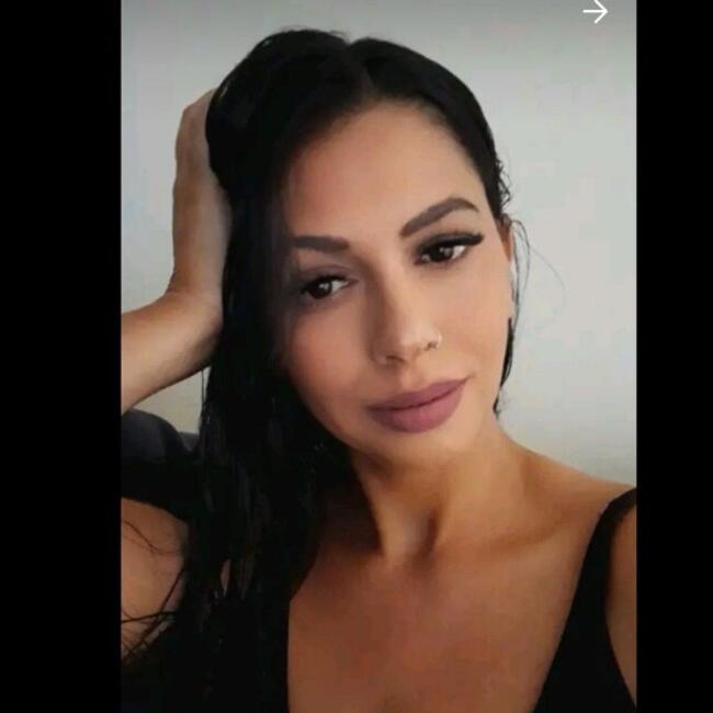 משרת בייביסיטר ב- פתח תקווה: Gitit