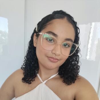 Babysitter in Salvador: Iasmin
