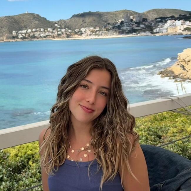 Niñera en San Sebastián de los Reyes: Carlota