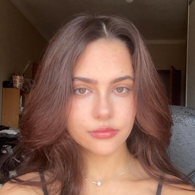 Babysitter in Ourém: Gabriela