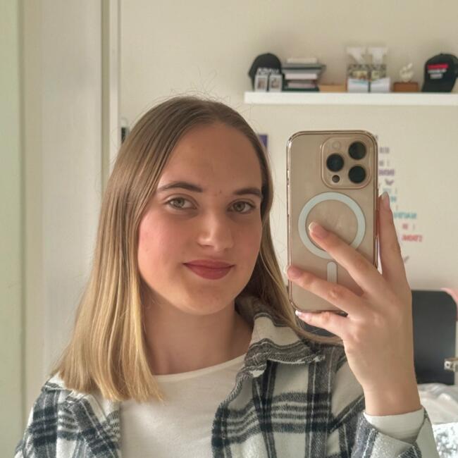 Babysitter in Cape Town: Keira