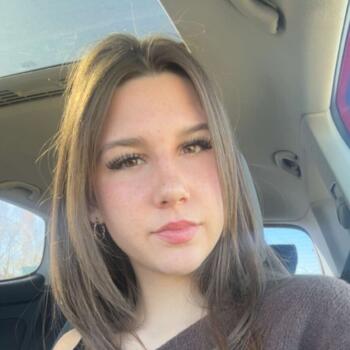 Babysitter in Red Deer: Eden