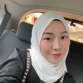 Kerja pengasuh di Johor Bahru: kerja pengasuh Amanda