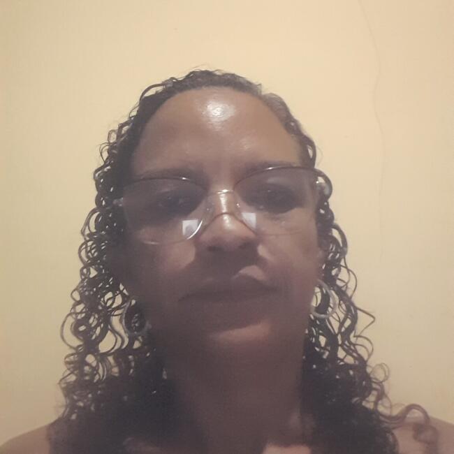 Babysitter in Teresina: Edna