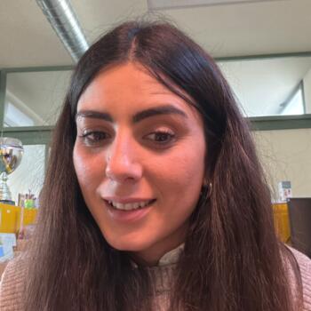 Lavori per tate a Firenze: lavoro per babysitter Silvia