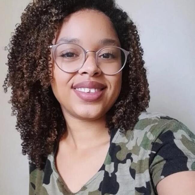 Babysitter in São Paulo: Taina
