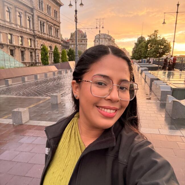 Babysitter in Dublin: Lourdes