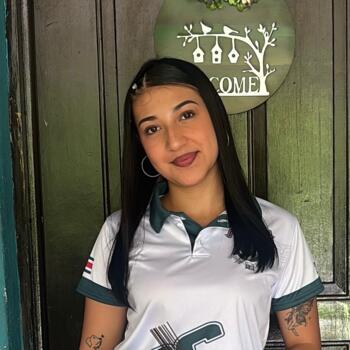 Babysitter Cervantes: Sianny Fernandez