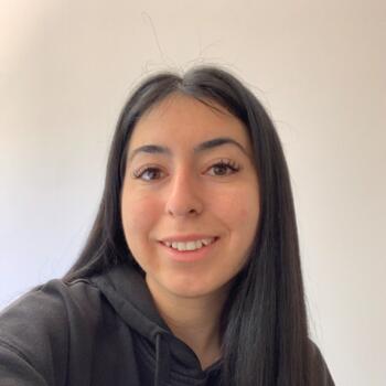 Babysitter in Coronel: Javiera
