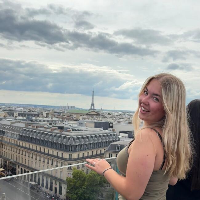 Babysitter in Oosterhout (Gelderland): Merrell