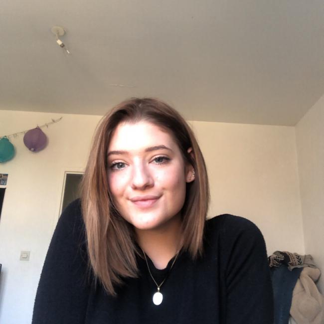 Babysitter in Nancy: Léa