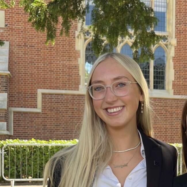 Babysitter in London: Marigold