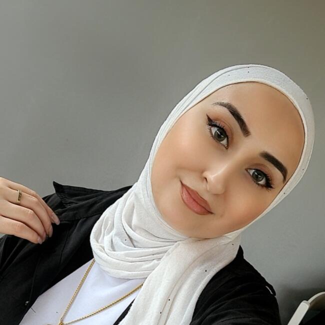 Babysitter in Baku: Nərmin