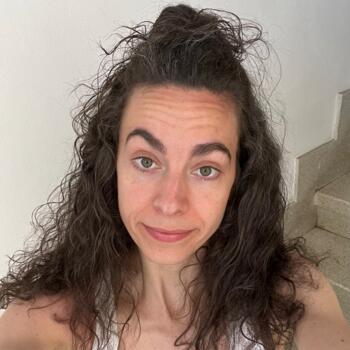 Babysitter in Glasgow: Raquel