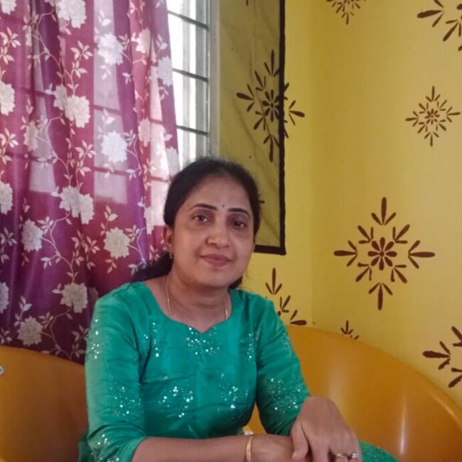 हैदराबाद में बेबीसिटर: Anusha