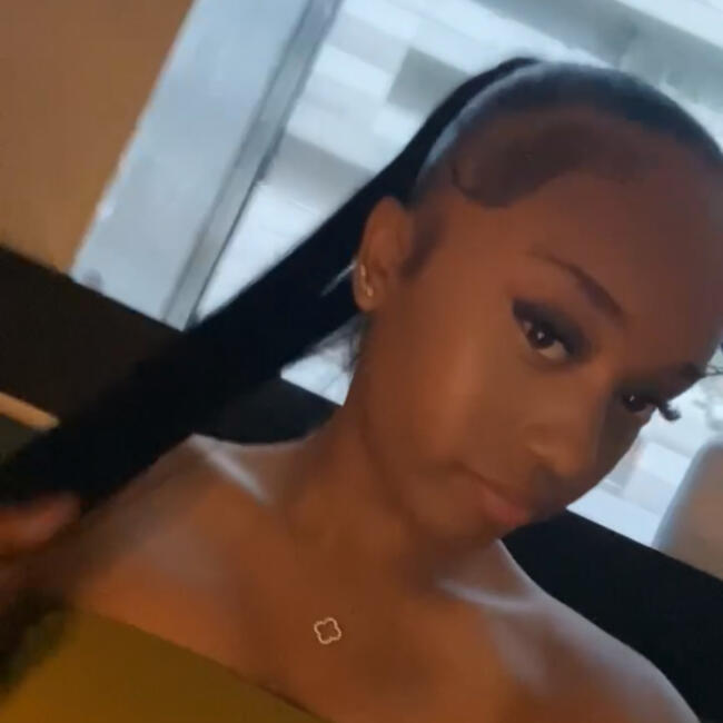 Babysitter in Couëron: Maliya