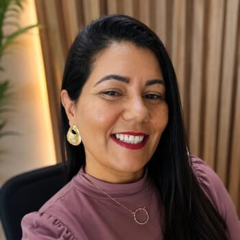 Babysitter Aracaju: Monise