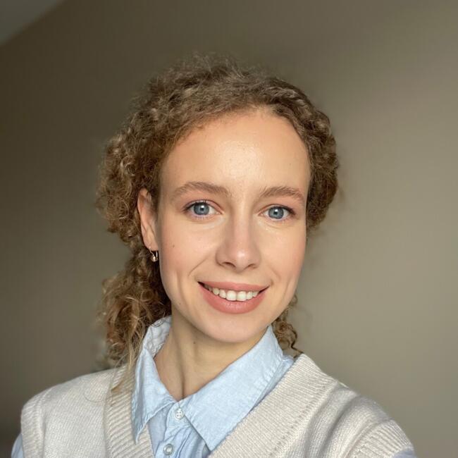 Job de babysitting în Durleşti: Alina